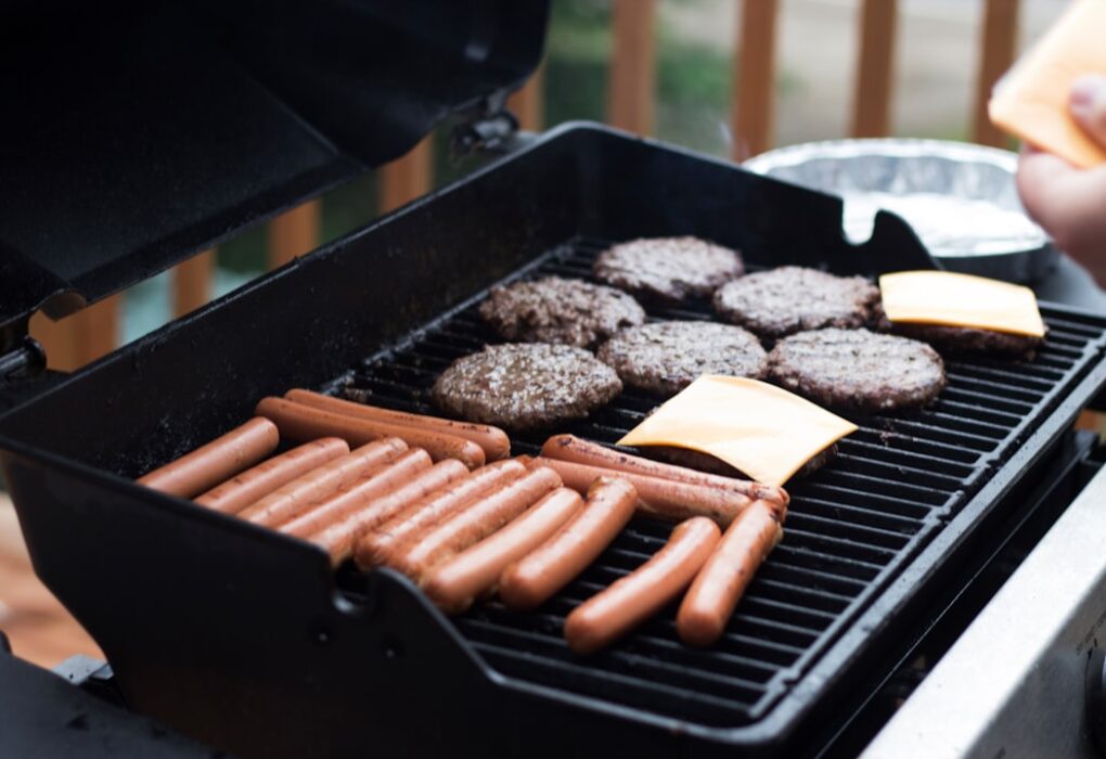 Photo Grilled burgers